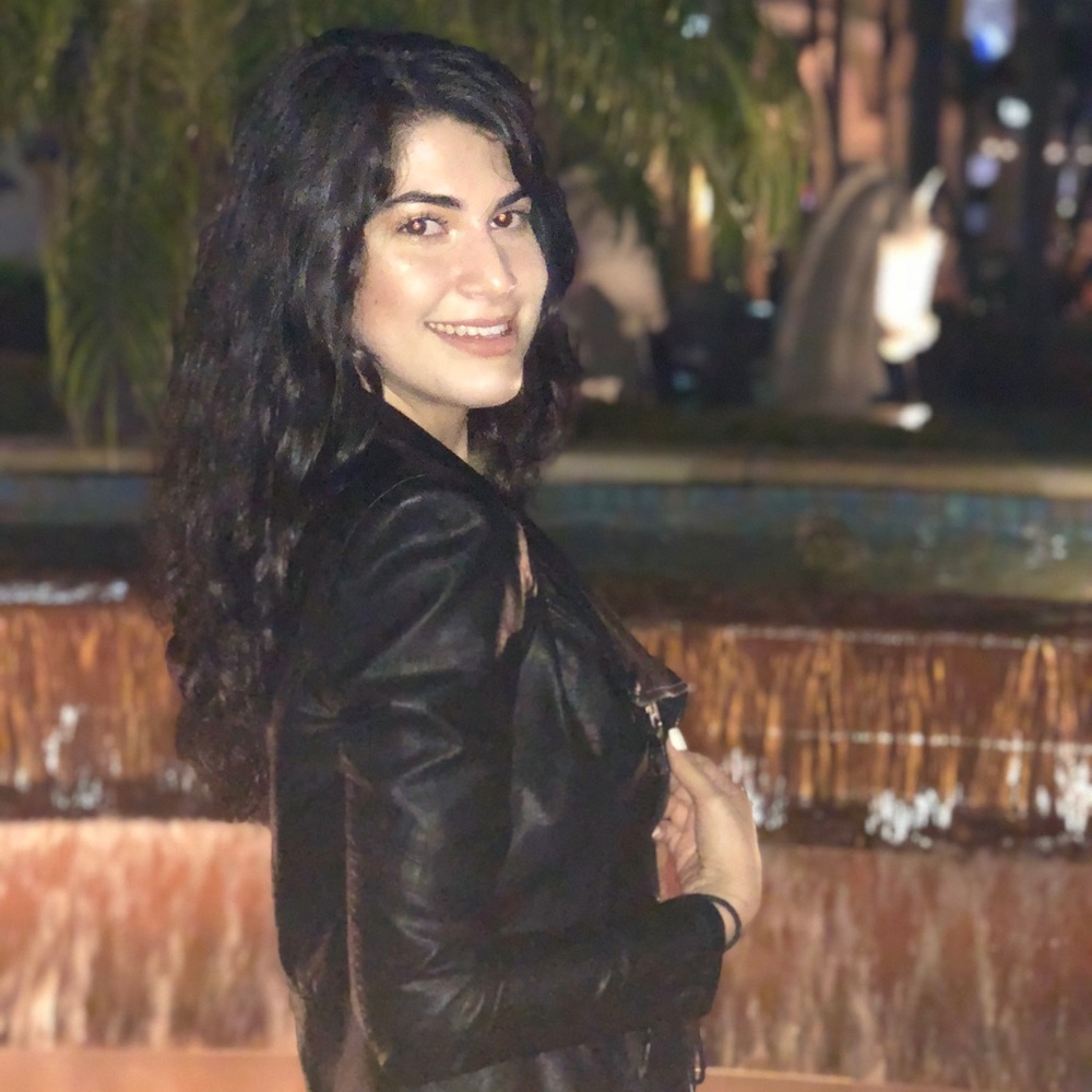 Meet your Posher, Daniella